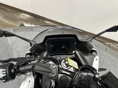 2026 Suzuki GSX-8R - Photo 12