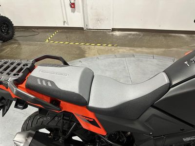 2024 Suzuki V-Strom 1050 - Photo 11