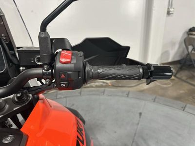 2024 Suzuki V-Strom 1050 - Photo 13