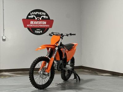 2025 KTM 450 SX-F - Photo 2