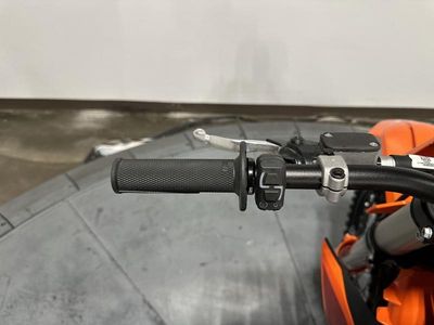 2025 KTM 450 SX-F - Photo 14