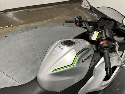 2024 Kawasaki Ninja 7 Hybrid ABS - Photo 15