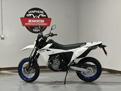 2025 Suzuki DR-Z4SMM5 - Photo 9