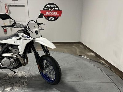 2025 Suzuki DR-Z4SMM5 - Photo 10