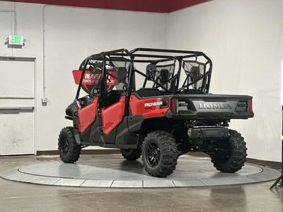 2025 Honda Pioneer 1000-6 Deluxe Crew - Photo 4