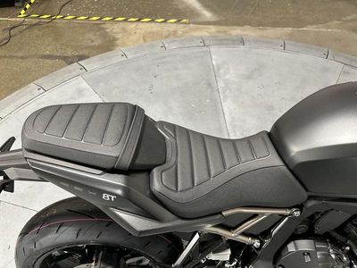 2026 Suzuki GSX-8T - Photo 11
