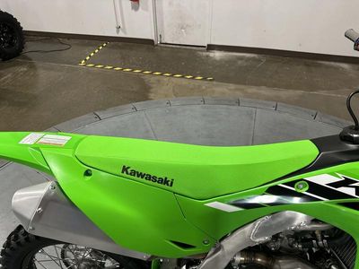 2025 Kawasaki KX450X - Photo 10