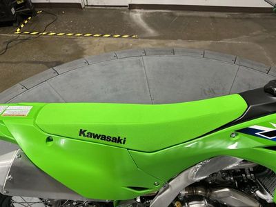2026 Kawasaki KX450 - Photo 11