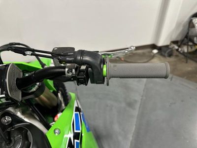 2026 Kawasaki KX450 - Photo 13