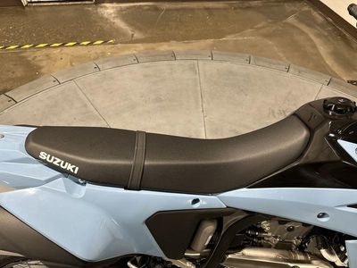 2025 Suzuki DR-Z4SMM5 - Photo 11