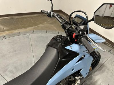 2025 Suzuki DR-Z4SMM5 - Photo 15