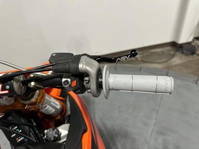 2025 KTM 250 SX-F - Photo 12