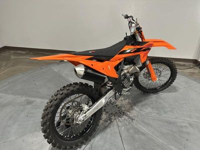 2025 KTM 250 SX-F - Photo 19