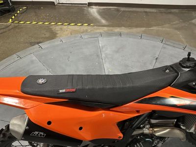 2025 KTM 250 SX-F - Photo 10