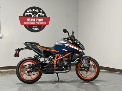 2025 KTM 390 Duke - Photo 2