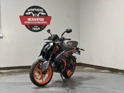 2025 KTM 390 Duke - Photo 3