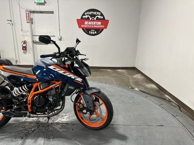 2025 KTM 390 Duke - Photo 4