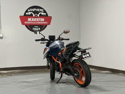 2025 KTM 390 Duke - Photo 5