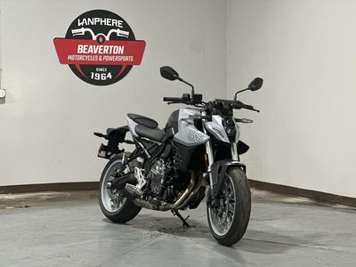 2024 Suzuki GSX-8S - Photo 1