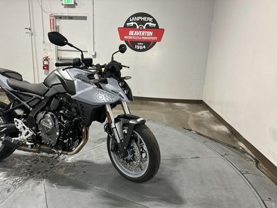 2024 Suzuki GSX-8S - Photo 10