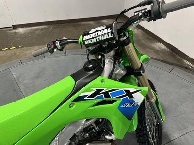 2026 Kawasaki KX450 - Photo 15
