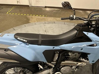 2025 Suzuki DR-Z4SMM5 - Photo 11