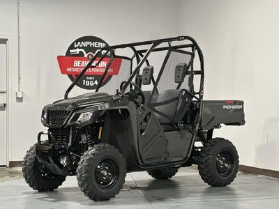 2026 Honda Pioneer 520 - Photo 3