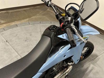 2025 Suzuki DR-Z4SMM5 - Photo 15