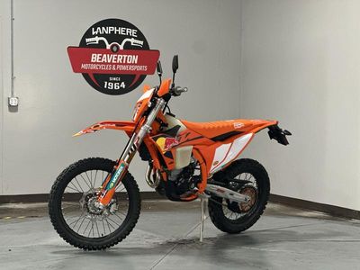 2025 KTM 350 EXC-F Champion Edition - Photo 2
