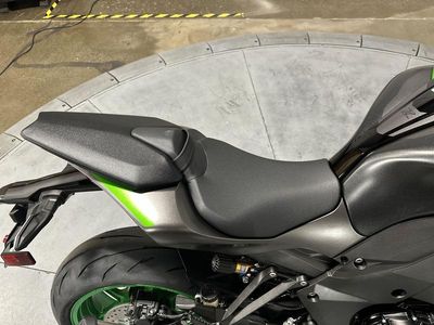 2026 Kawasaki Z1100 SE ABS - Photo 11