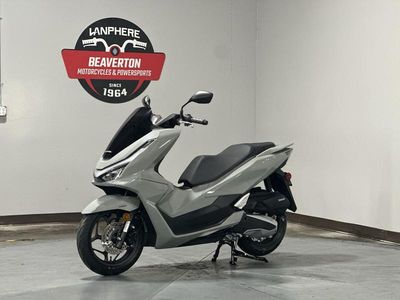2025 Honda PCX160AS - Photo 2
