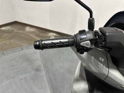 2025 Honda PCX160AS - Photo 14