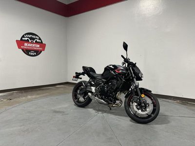 2025 Kawasaki Z650 - Photo 2