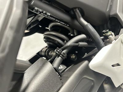 2025 Kawasaki Z650 - Photo 14