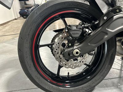 2025 Kawasaki Z650 - Photo 15