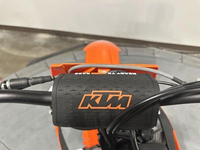 2025 KTM 450 SX-F - Photo 12