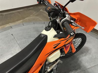 2026 KTM 500 EXC-F - Photo 15