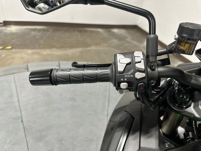 2025 Kawasaki Z H2 SE ABS - Photo 14