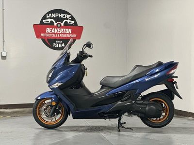 2026 Suzuki Burgman 400 - Photo 9
