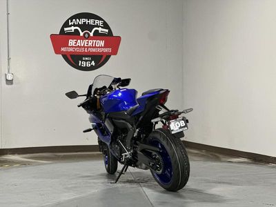 2025 Yamaha YZF-R7 - Photo 4