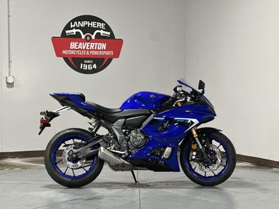 2025 Yamaha YZF-R7 - Photo 8