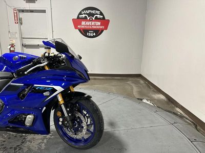 2025 Yamaha YZF-R7 - Photo 10