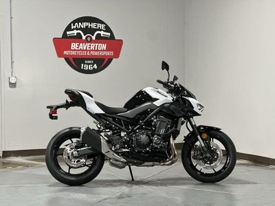 2026 Kawasaki Z900 ABS - Photo 2