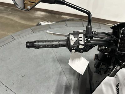 2026 Kawasaki Z900 ABS - Photo 14