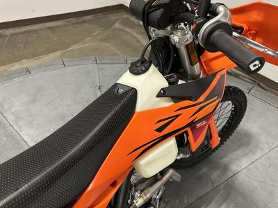 2026 KTM 500 EXC-F - Photo 15