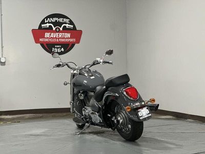 2025 Suzuki Boulevard C50 - Photo 4