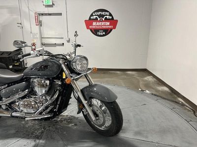 2025 Suzuki Boulevard C50 - Photo 10