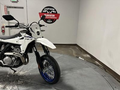 2025 Suzuki DR-Z4SMM5 - Photo 10