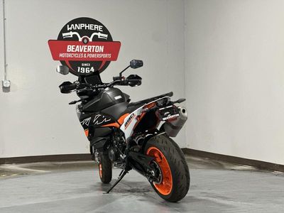 2024 KTM 890 SMT - Photo 3