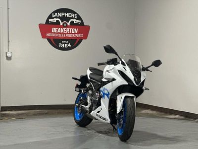 2026 Suzuki GSX-8R - Photo 1